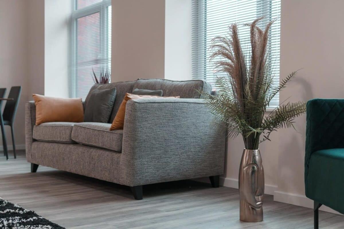 Contemporary 2 Bed Manchester Apartment - Sleeps 4 Kültér fotó